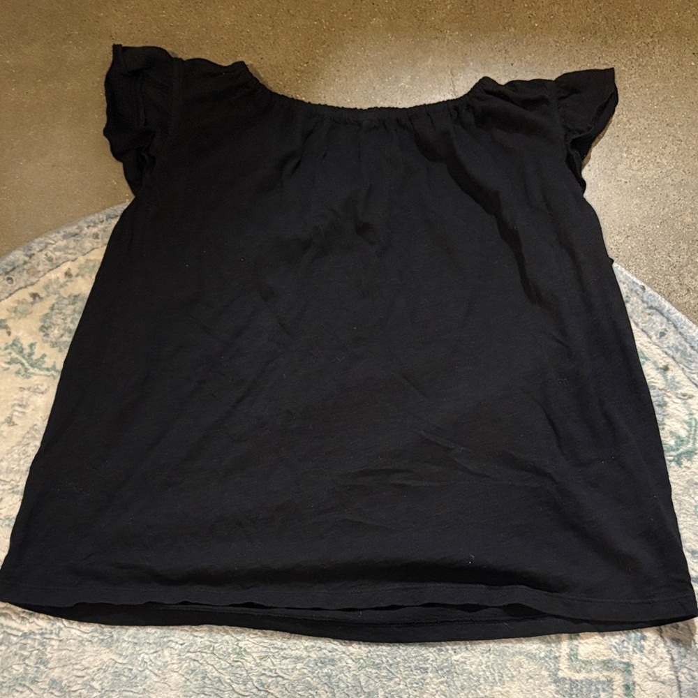 Black Flutter Sleeve Tee